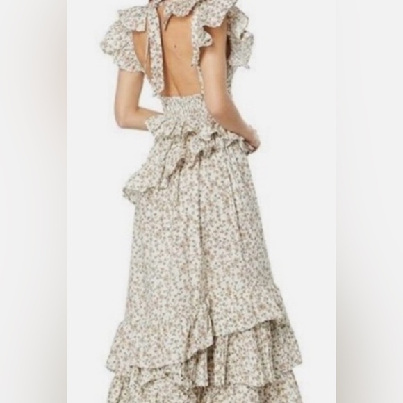 ❤️ EN SAISON Gianna Floral Ruffle Smocked Dress with cutout Back. Size:M - Picture 6 of 14